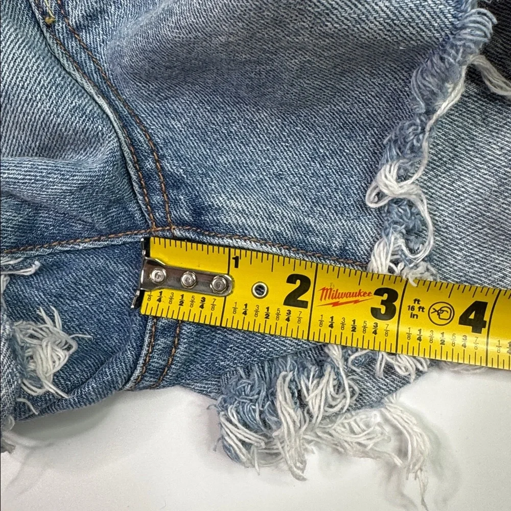 We The Free Distressed Mid Rise Button Fly Denim Shorts Size 29
